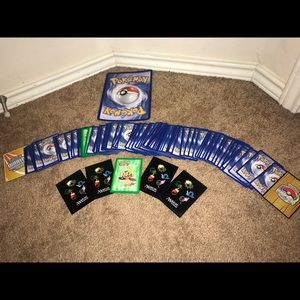100+ Pokémon Cards
